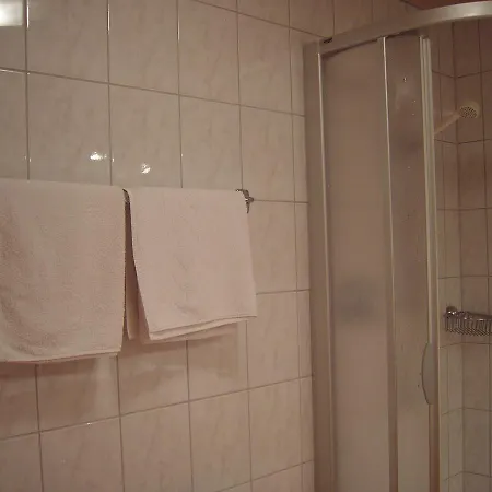 Luenerhof * نيوستيف ام ستوبيتا